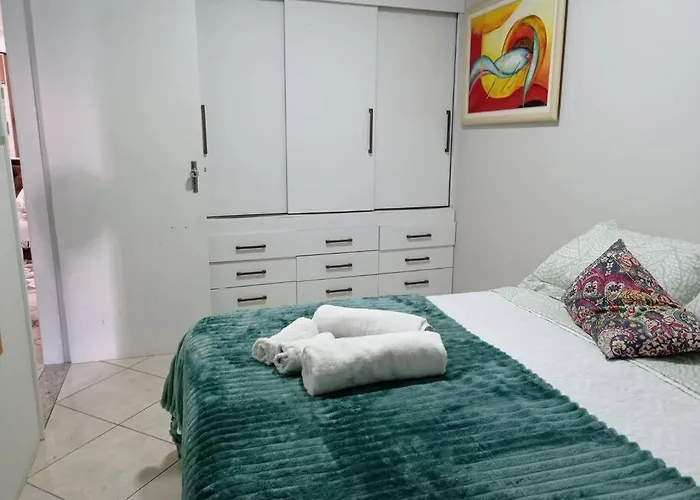 Apto A 100M Praia Baln Camboriu